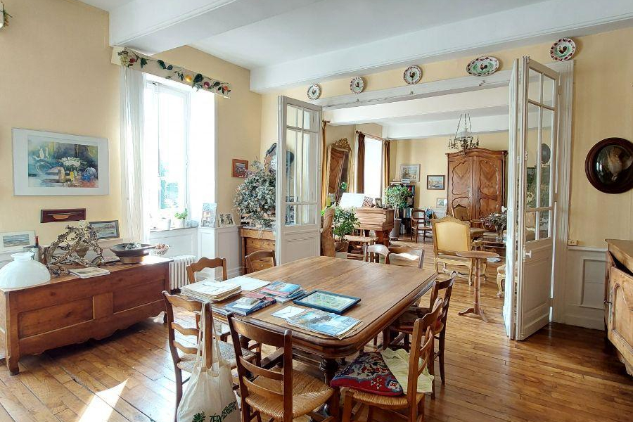 Vente maison, 271 m² à RENNES (réf. 35009/CM-259) Vente maison, 271 m² à RENNES (réf. 35009/CM-259) - Photo 2